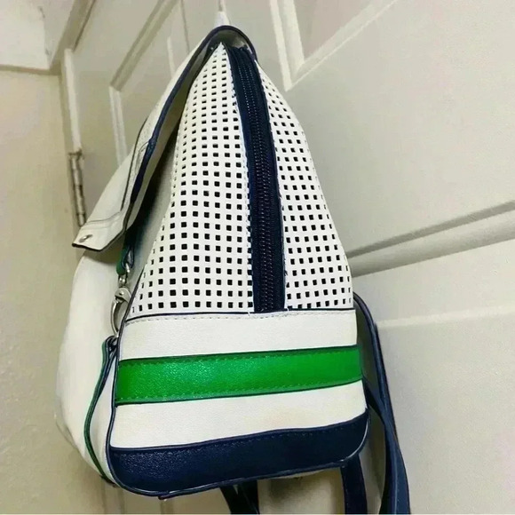 Danielle Nicole ~ mini bagpack ~ white and green~good condition - Picture 4 of 6